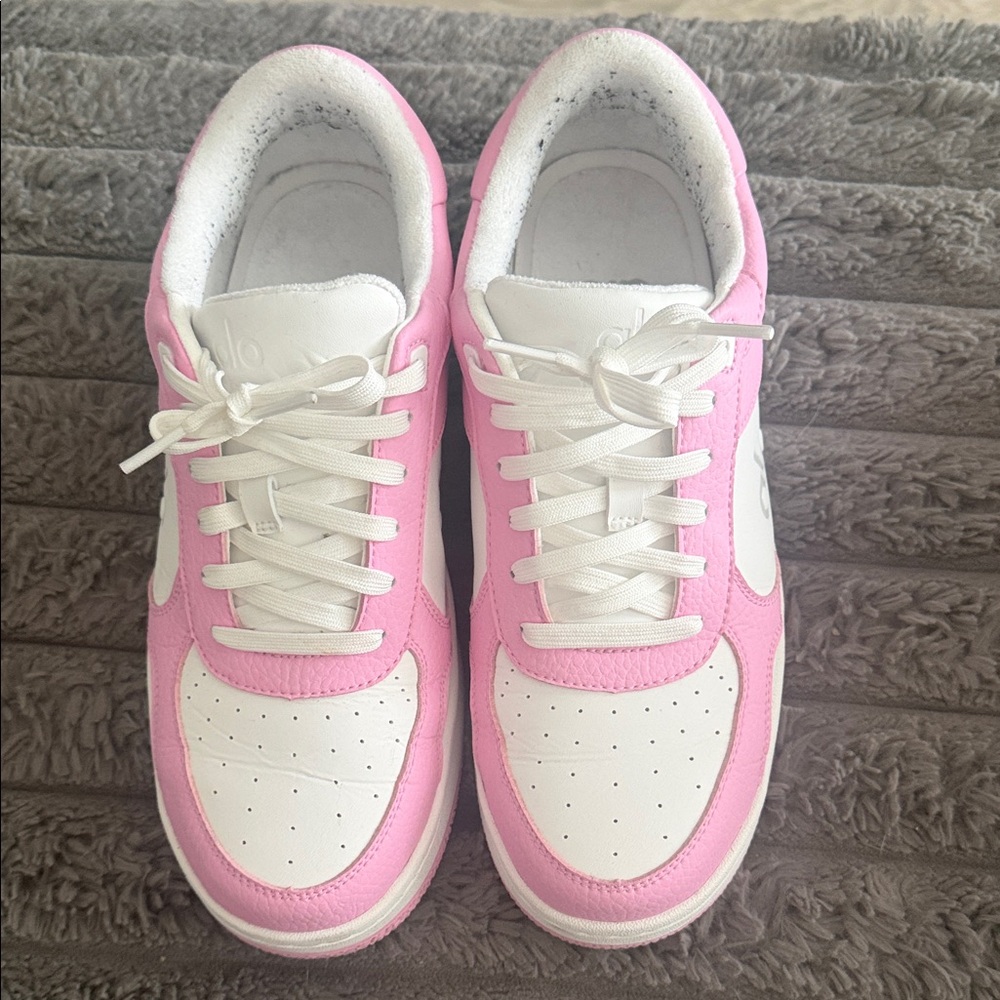 ALO Yoga White and Pink Low-Top Sneakers